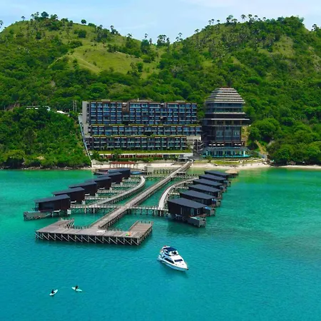 Katamaran Hotel & Resort Komodo-3